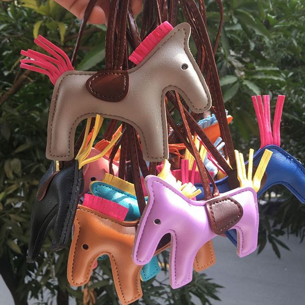 

classic fashion keychain designer pu leather pony keychain bag pendant handmade hand-stitched leather tassel pony keychain, Black