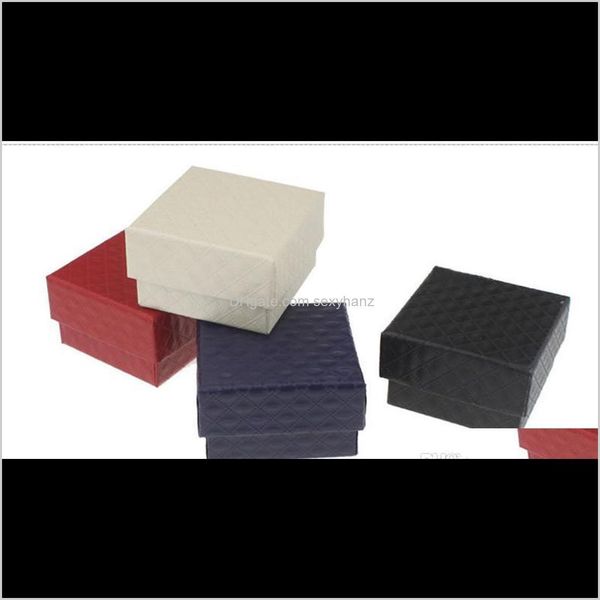 

boxes packaging & drop delivery 2021 6 colors 5x5x3cm diamond pattern display bag gift box for christmas jewelry case xmas storage container, Black;white