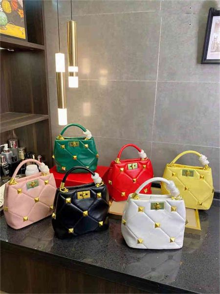 

bag 2021 latest bag, luxury designer handbag, high-end fashion, exquisite routing, unique color matching, shoulder bags, handbags, multi-col