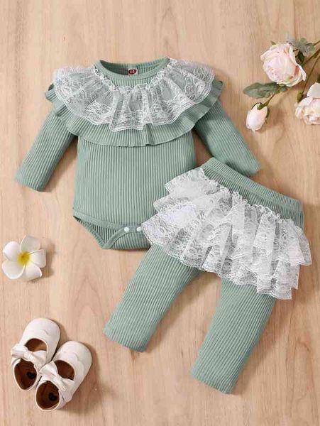 

baby contrast lace ruffle trim bodysuit & pants she, White