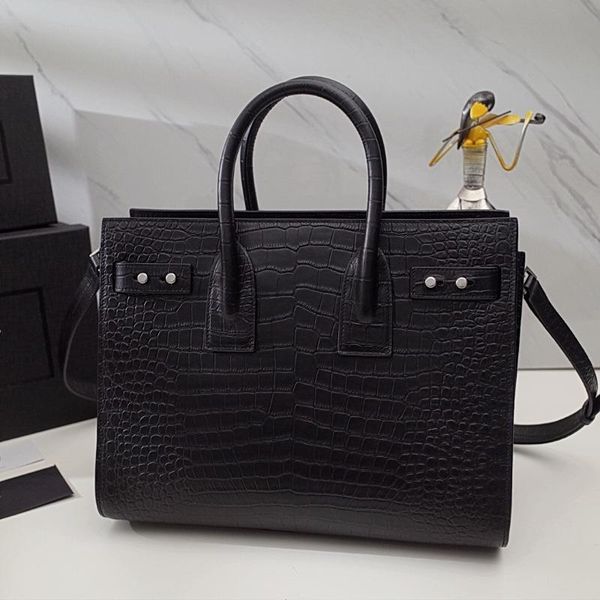 

evening bags fashion exquisite shopping luxury bag retro casual totes shoulder female leather solid color chain handbag for women 2021