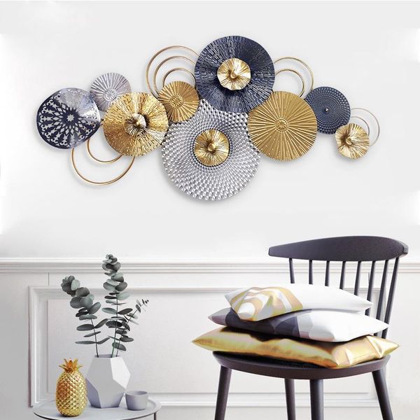 

european style luxury iron wall hanging antique living room 3d hand creative decoration accessories decorative objects & figurines