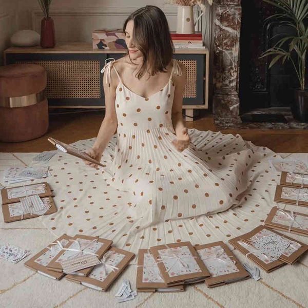 

vintage women elegant polka dots long dress summer fahsion ladies soft chiffon es boho female pleated girls chic 210427, Black;gray
