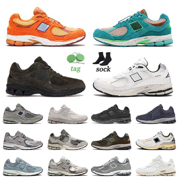 

mens women casual shoes designer 2002r water be proteciton pack phantom platform sneakers black grey green bb2002r jogging fashion trainers