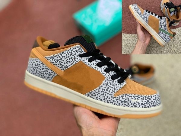

nk x strangelove low mens basketball shoes dunks travis scotts sneakers safari raygun tie dye black university red sports trainers 23c7gtvyu