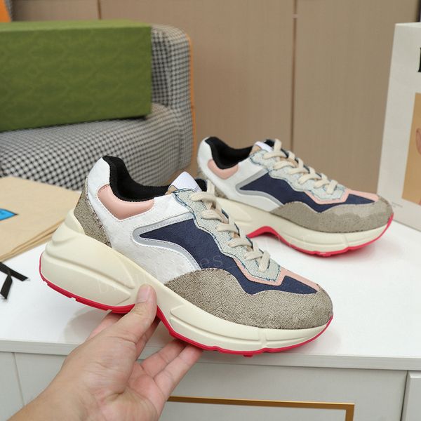 

2022 classic low mens casual shoes rhyton r sneaker plaid pattern platform suede leather sports skateboarding shoes men women sneakers with, Black