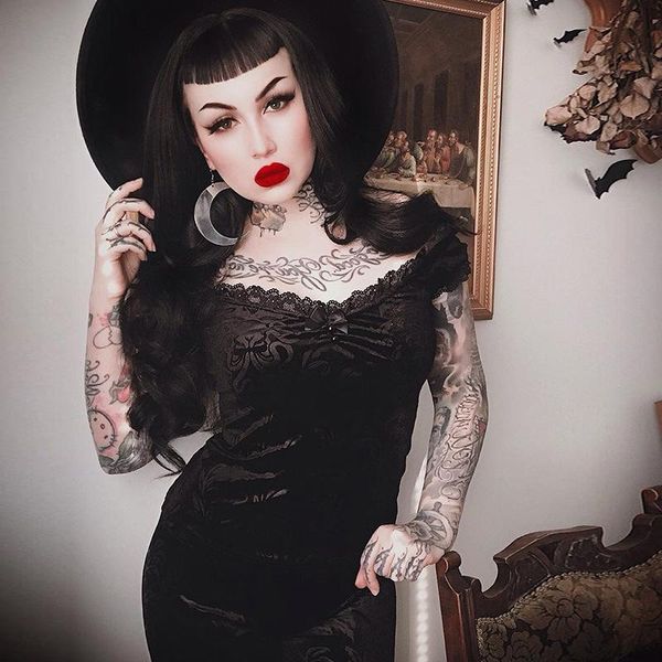 

women's t-shirt with short sleeves and lace hem. flocking bow neck, White