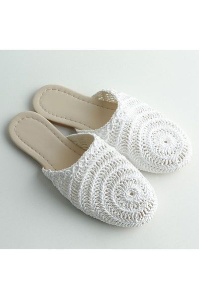 

chin - white hand knitting slippers, Black