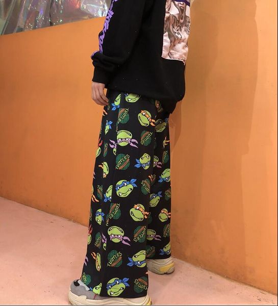 

men and street personality cartoon women capri print harajuku style loose wide leg pants, Black;white