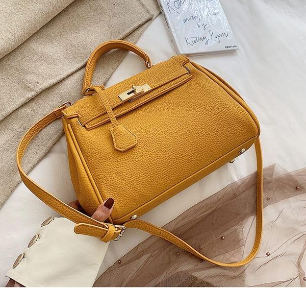 

factory wholesale women leather shoulder bag classic lychee handbag simple large leathers handbags street joker solid color messenger bags 6, Black;red