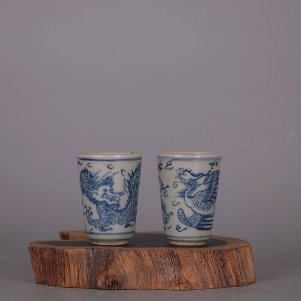 Collezione popolare di porcellana antica di Jingdezhen (drago blu e bianco della dinastia Ming e coppa della coppia Phoenix).