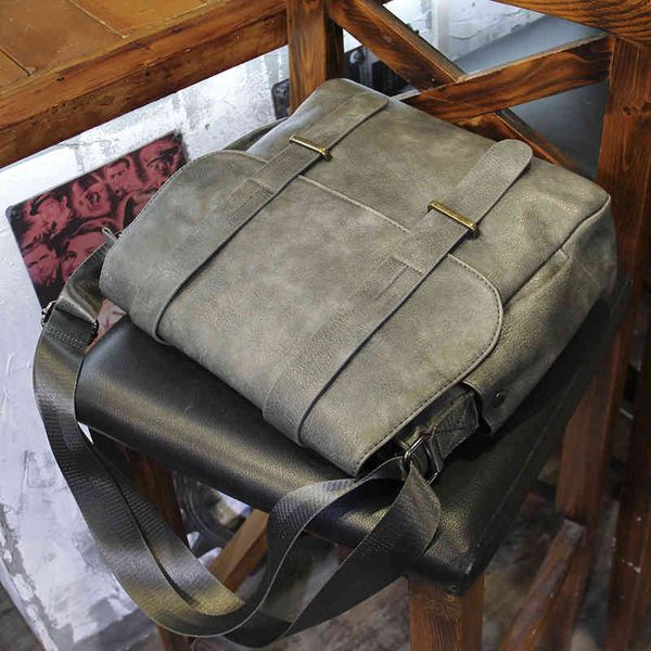 

leisure messenger bag fashion postman bag commuter file trend horizontal single shoulder