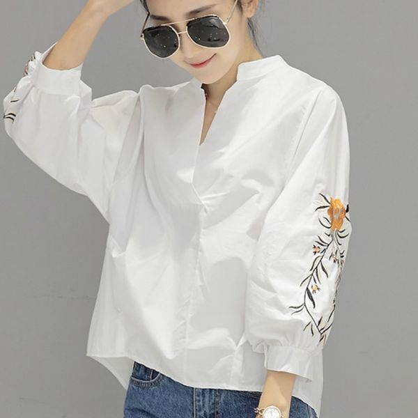 

womens and blouses v-neck white blouse shirt women clothes blusas mujer de moda floral embroidery blouse women c722 210602