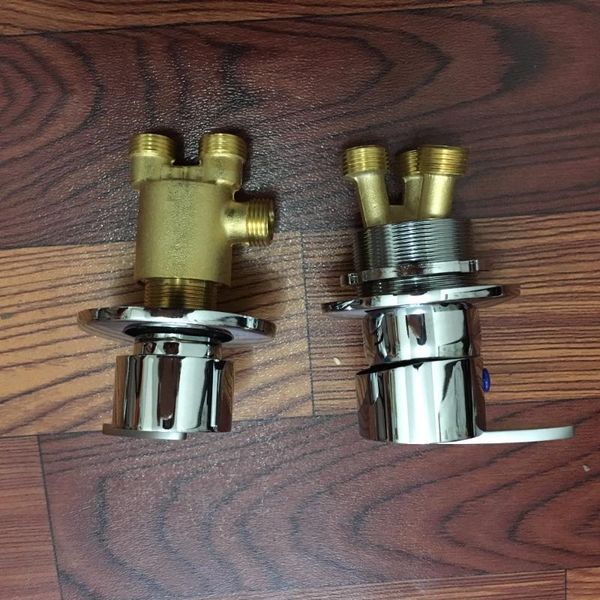 

jacuzzi faucet accessories split type and cold water mixing switch 1 in 2 out separator bath switching valve bathroom shower sets
