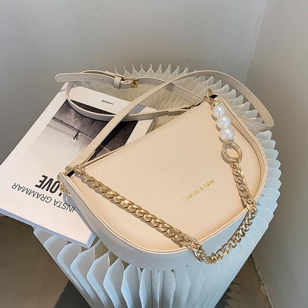 

shoulder bags niche design handbag 2021 fashion messenger bag chain underarm dual-use saddle width: 22cm