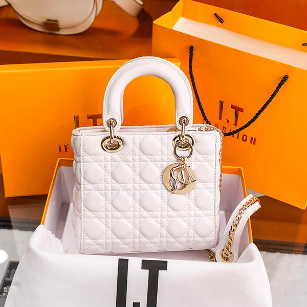 

handbag leather texture princess bag 2021 new xiaoxiangfeng lingge chain messenger bag fashion versatile handbag handbag zly