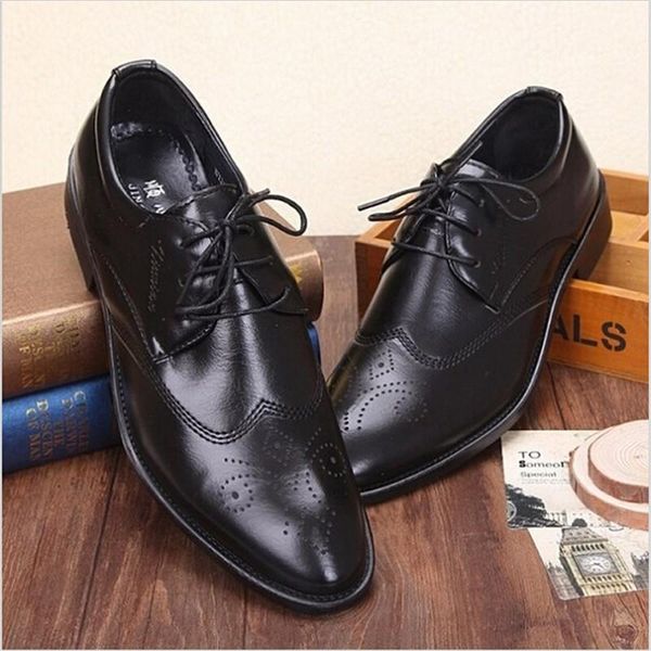 

dress shoes movechain men's lace-up leather wedding flats man business office oxfords mens casual vintage carved brogue, Black