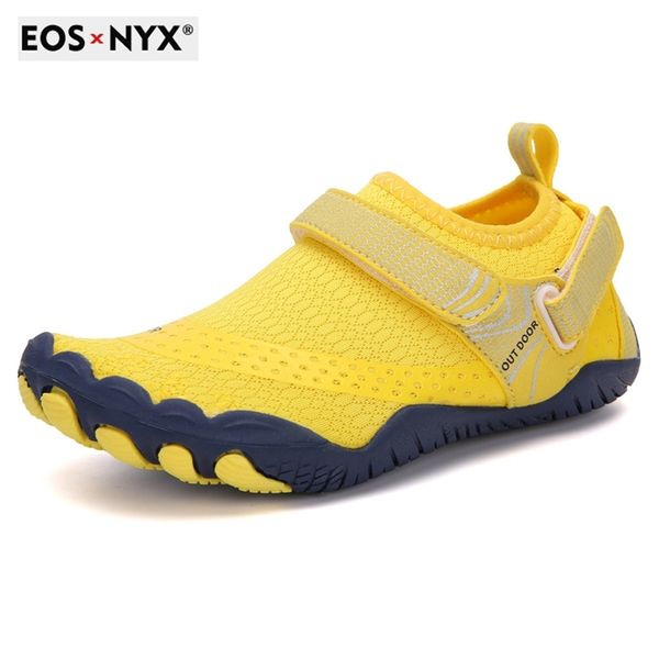 Eosnyx Kids Sneaker Sapatos de Água Jovens Meninos Meninas Não-Slip Sapatos de Praia Crianças Casuais Flats Fivela Cinta Quick Seco Crianças Moda 211022