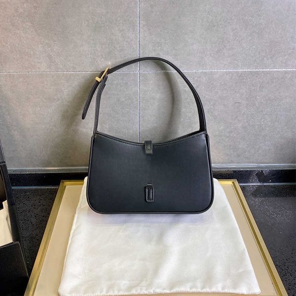 

hobo underarm stray bag women luxury designer handbags fashion shoulder bags 01