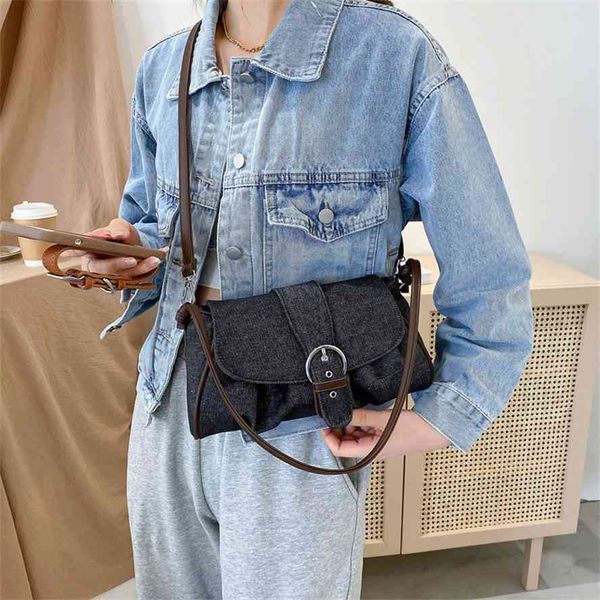 

2021 new denim korean version inssen series fashion printing shoulder trend slant across armpit women's bag