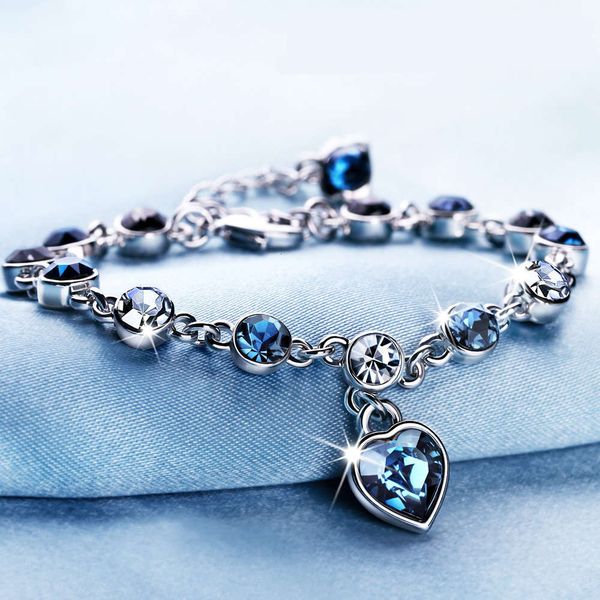 

hand catenary rose gold bracelet for women, Black