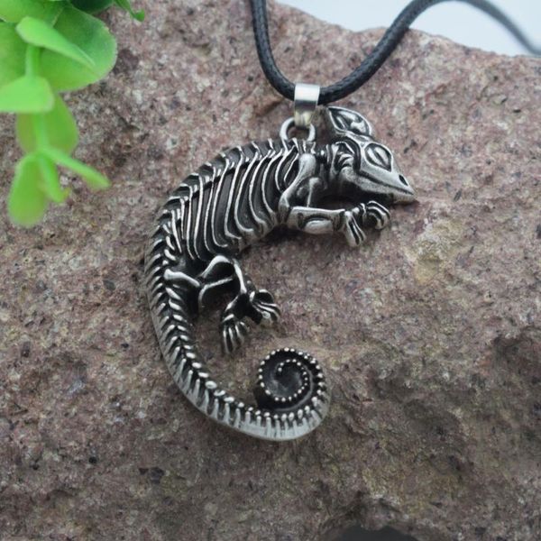 

chains 12pcs animal chameleon pendant lizard necklace nature jewelry, Silver