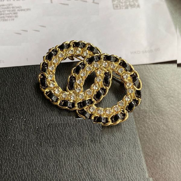 

luxury letter c brooch designer diamond ladies brand, Gray