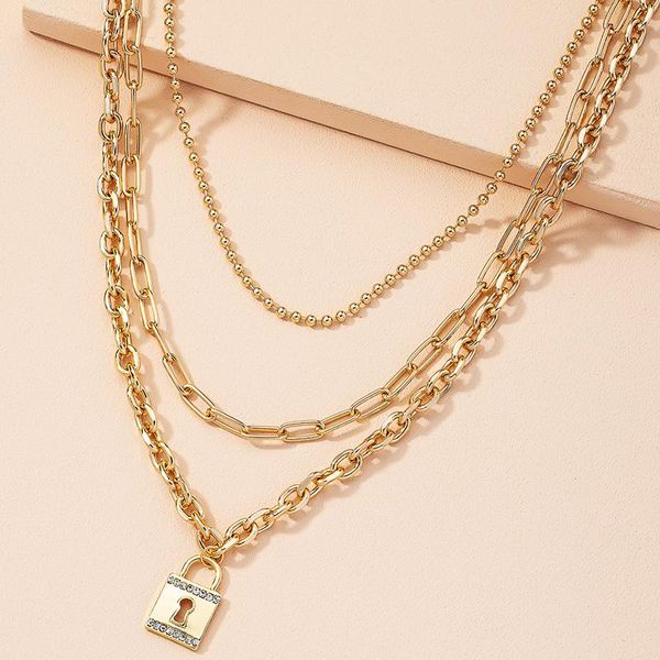

chokers 2021 trendy hip-hop style multilayer lock oval circle chain choker necklace for women, Golden;silver