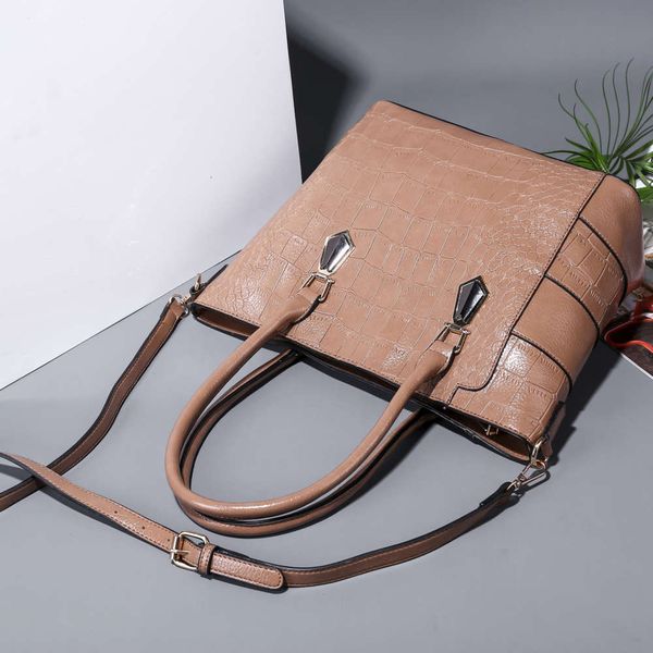 

fashion simple women's one shoulder bag elegant atmosphere hand slanting