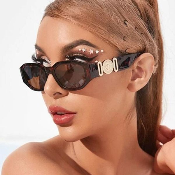 

sunglasses 4361 female tide small frame net 2021 red with the same personality street shooting men, White;black