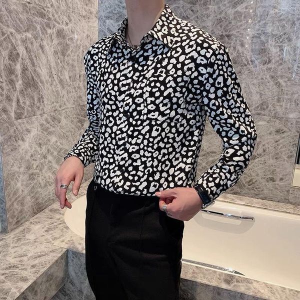 

men's casual shirts 2021 spring autumn fashion long sleeve male buttons slim fit men leopard printed blouses o196, White;black