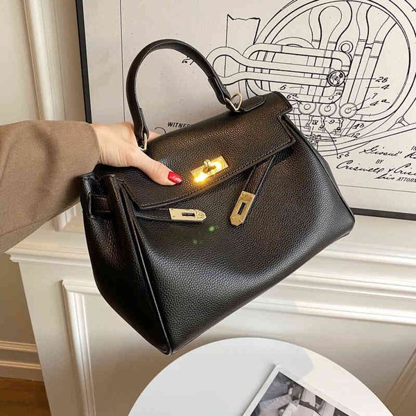 

advanced women's 2021 new autumn winter net red fashion handbag versatile one shoulder messenger bag