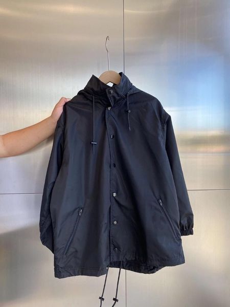 

women's jackets single-layer outdoor windproof jacket for men and women letters spring autumn thin style can stand hooded, Black;brown