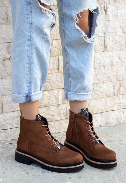 

boots pablo tan suede, Black