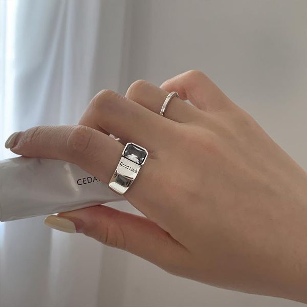 

wedding rings female ring niche design light luxury fashion personality cold wind, Slivery;golden