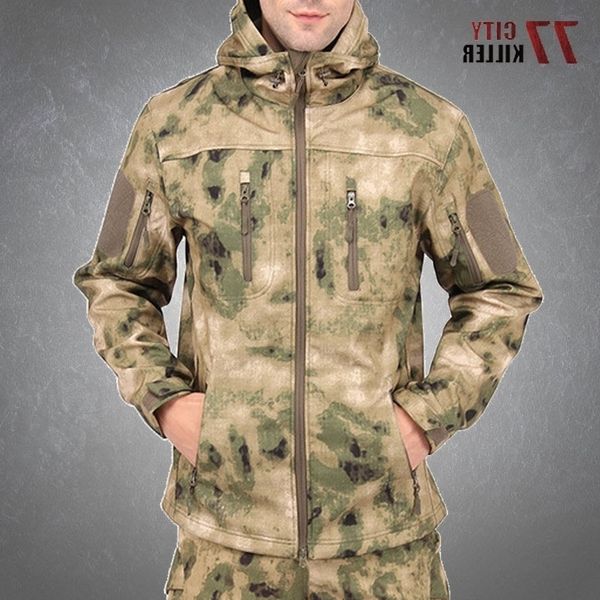 

camouflage tactical jacket men's fleece breathing multi-bags jackets walks climbing soft shell shark skin jacket, Red