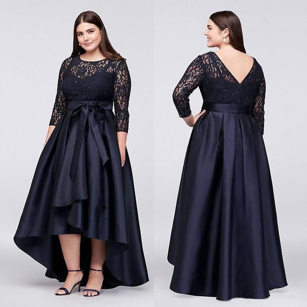 2022 Schwarz Plus Size High Low formelle Abendkleider mit halben Ärmeln, transparentes Juwelenhals-Spitzenoberteil, A-Linie, kurze Vorderseite, Abschlussballkleidung, Damenkleider für besondere Anlässe, Mutterkleid