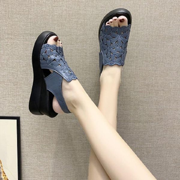 

sandals thick-soled wedges with elegant flowers and comfortable ladies summer fashion waterproof platform., Black