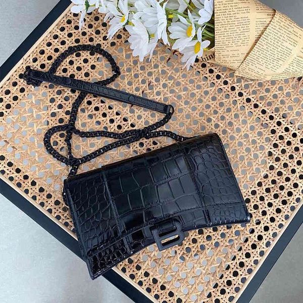 

designer bags leather small 2021 new fashion b-button hourglass chain crocodile grain cow leather women's one shoulder slanting bag