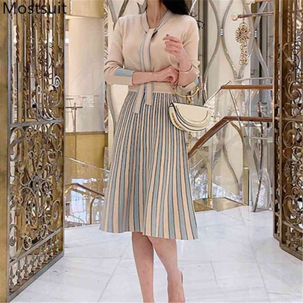 

elegant korean women knitted two piece skirt set bow sweater + high waist pleated outfits fashion ladies 2 210514, White