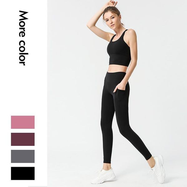 

yoga outfit 2021 net celebrity solid color with chest pad gathered underwear hips running feet fitness pants set