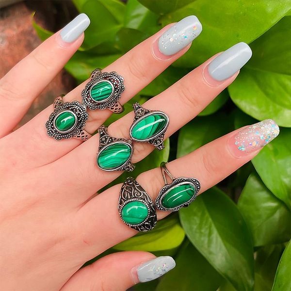 

wedding rings vintage elegant natural stone malachite ring for women party handmade jewelry gift wholesale random style delivery, Slivery;golden