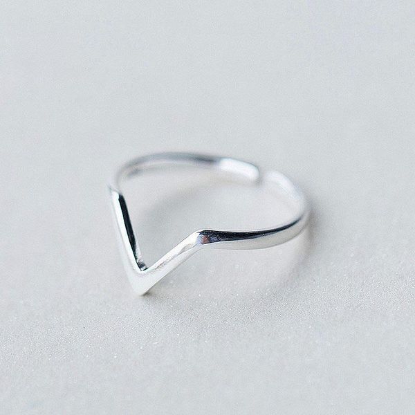 

wedding rings fashion creativity geometric wave letter v adjustable ring fine jewelry for party female personality accessories, Slivery;golden