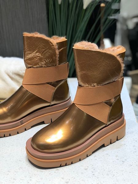 

2022 fashion ladies boots winter warm b00ts fur one thick-soled non-slip boot outdoor snow shoes eversion hair factory production price dis, Black