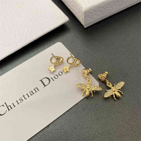 

aaa designer jewelry bee letter fashion trend net red earrings s925 silver needle brass material 1br8, Golden