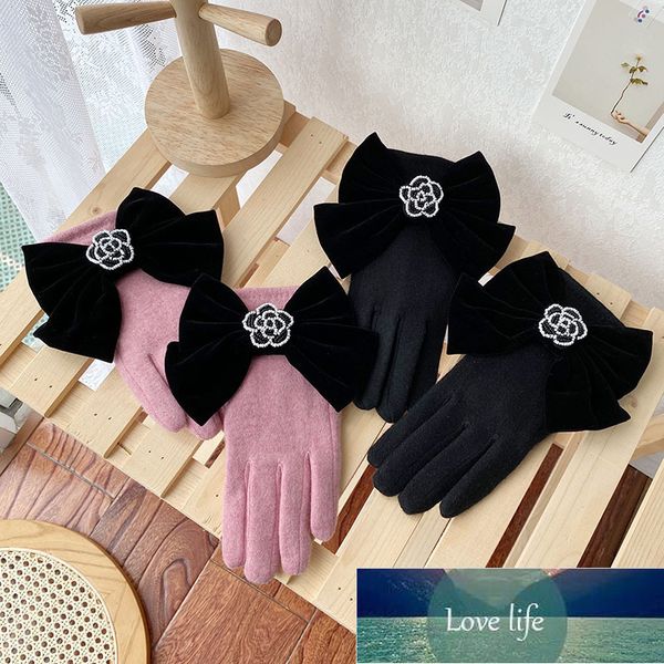 

guantes winter gloves cashmere warm women mittens beading flower touch screen fingerless outdoor factory price expert design quality latest, Blue;gray