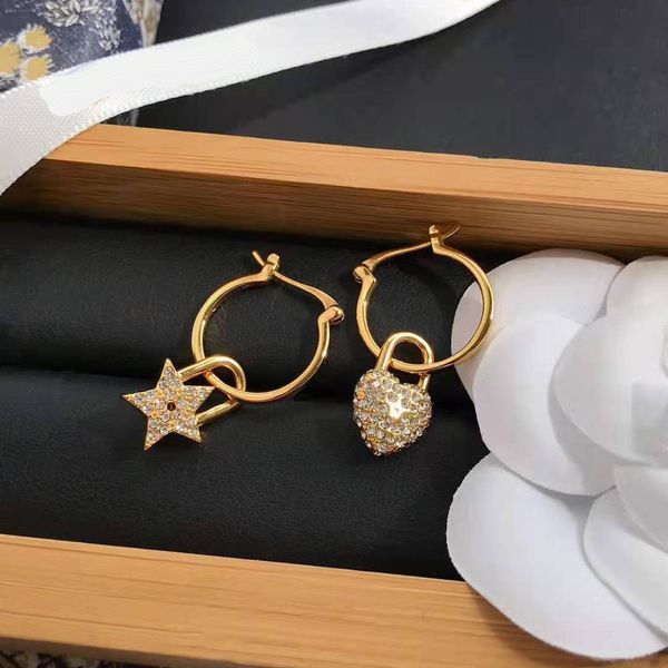 

special offer designer jewelry tiktok 2021 new style letter stud earrings, female voice, red jewelry. p4vn, Silver