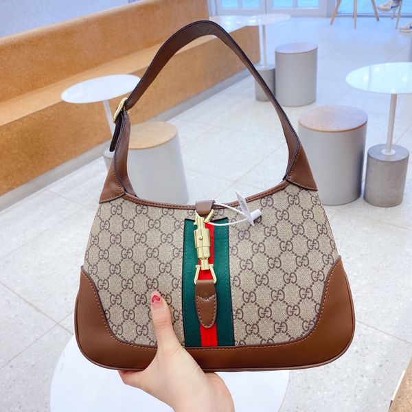 

medium-vintage designer bags Â jackie 1961 collection tote bag on one shoulder