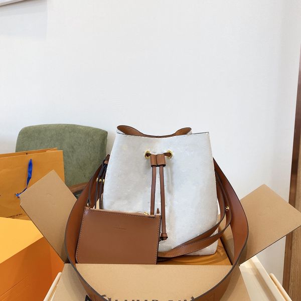 

wholesale size 25x26cm brand classic designers shoulder bags crossbody bag genuine leather luxury handbags