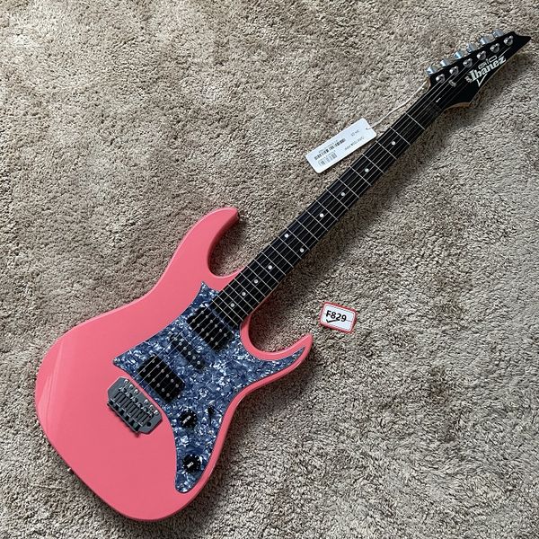 

electric guitar hardware configuration: original configuration neck state: steel bar normal adjustment, the neck can be adjusted straight